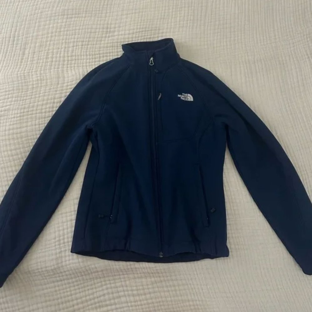 THE NORTH FACE soft shell jacket, size small, color navy